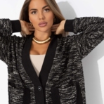 В модном режиме (black). Состав: 65% п/э, 30% акрил, 5% спандекс