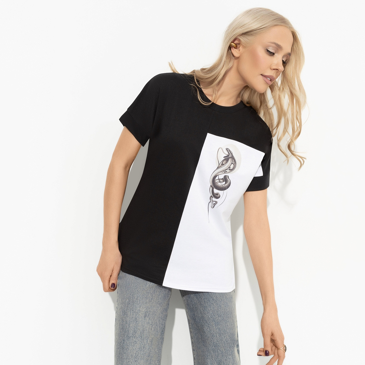 Футболка Ты в деле (snake). Состав: 65% п/э, 30% вискоза, 5% стрейч