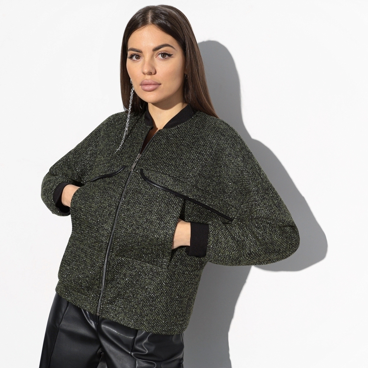 Бомбер Стильный аккорд (грин). Состав: 50% хлопок, 49% акрил, 1% металлизированная нить