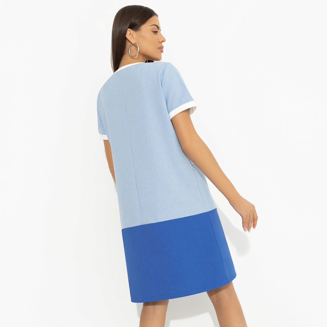 Платье Утонченность с характером (голубое). Состав: 80% п/э, 15% лен, 5% эластан