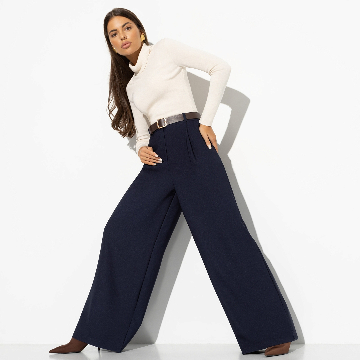 Брюки Легкой походкой (dark blue). Состав: 96% п/э, 4% эластан