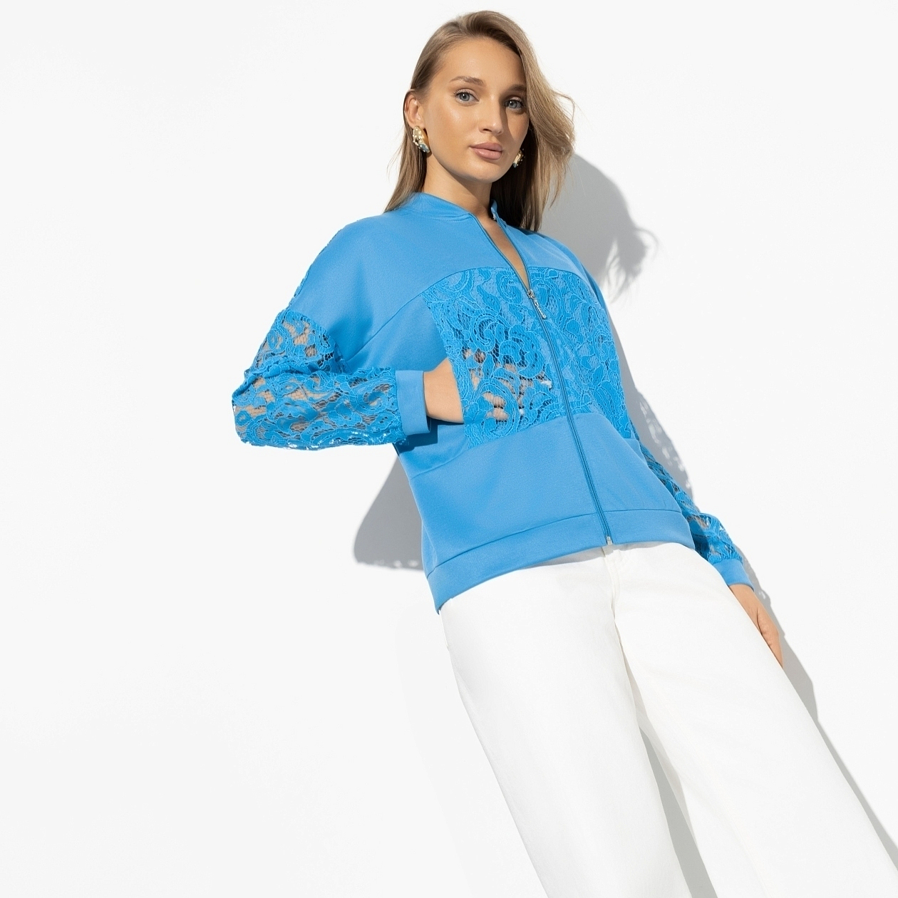 Бомбер Мода в большом городе (хит). Состав: 65% п/э, 30% вискоза, 5% спандекс