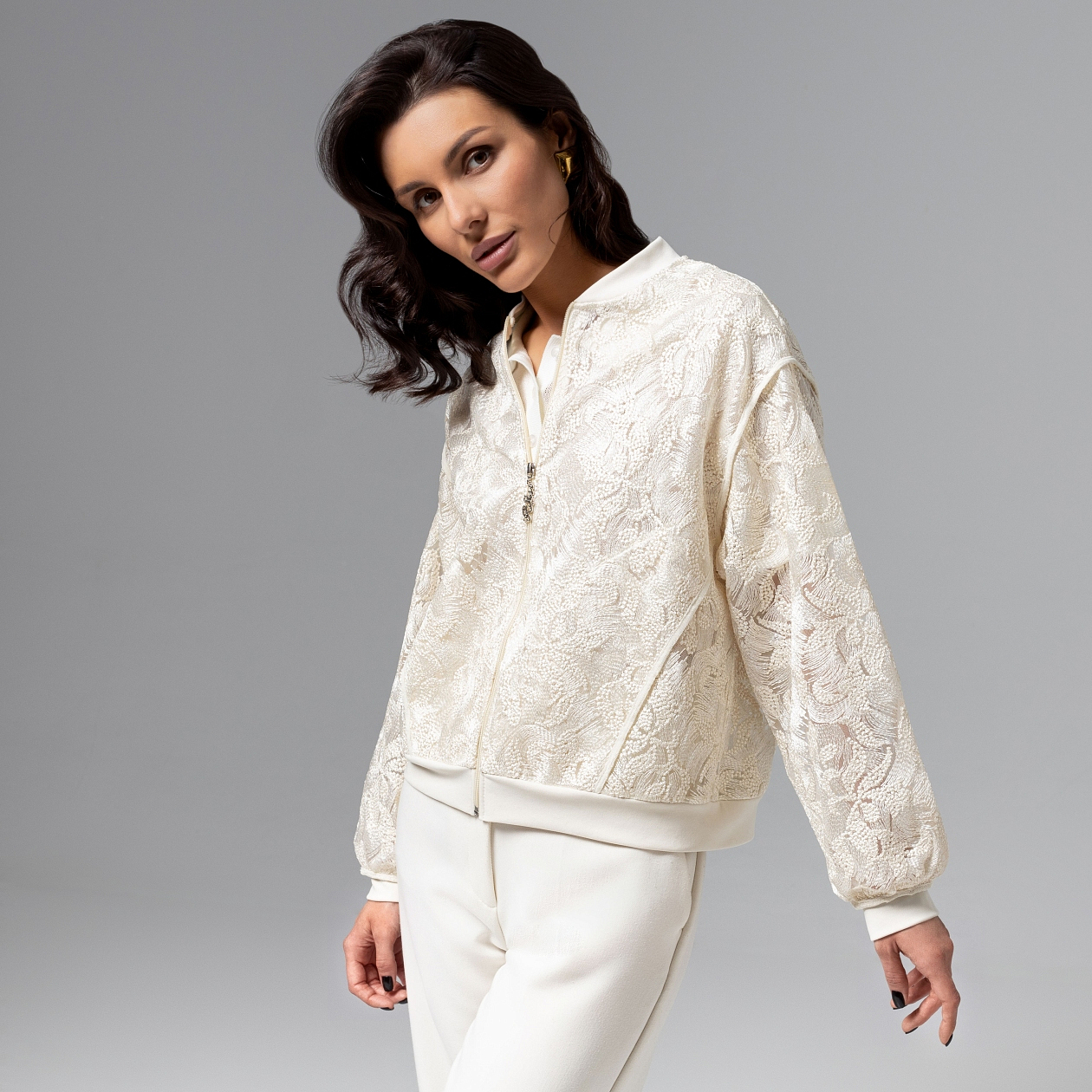 Бомбер Секрет смелости (айвори). Состав: 65% лен, 20% нейлон, 13% п/э, 2% спандекс