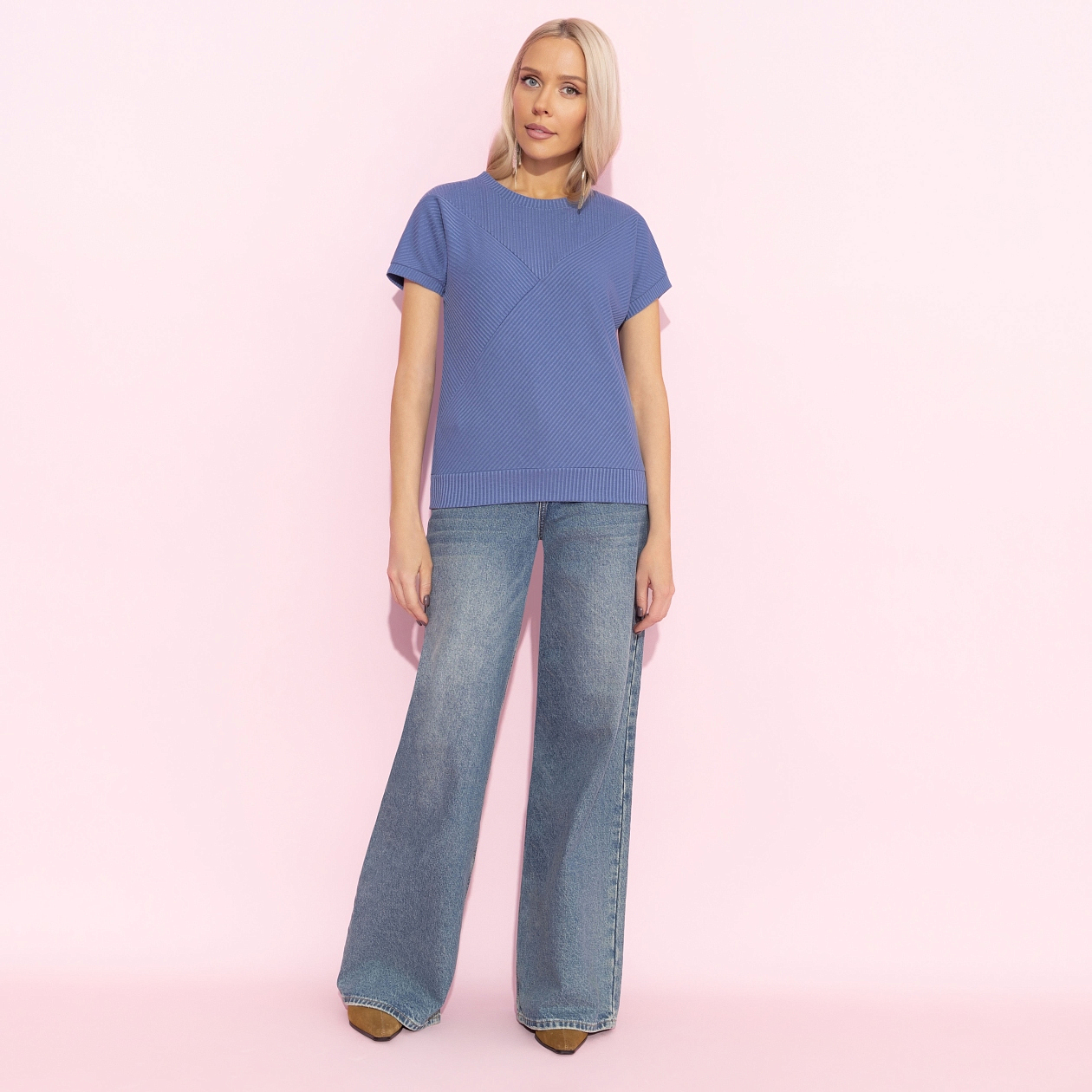 Футболка Искусство строить глазки (синий). Состав: 65% полиэстер, 30% вискоза, 5% спандекс