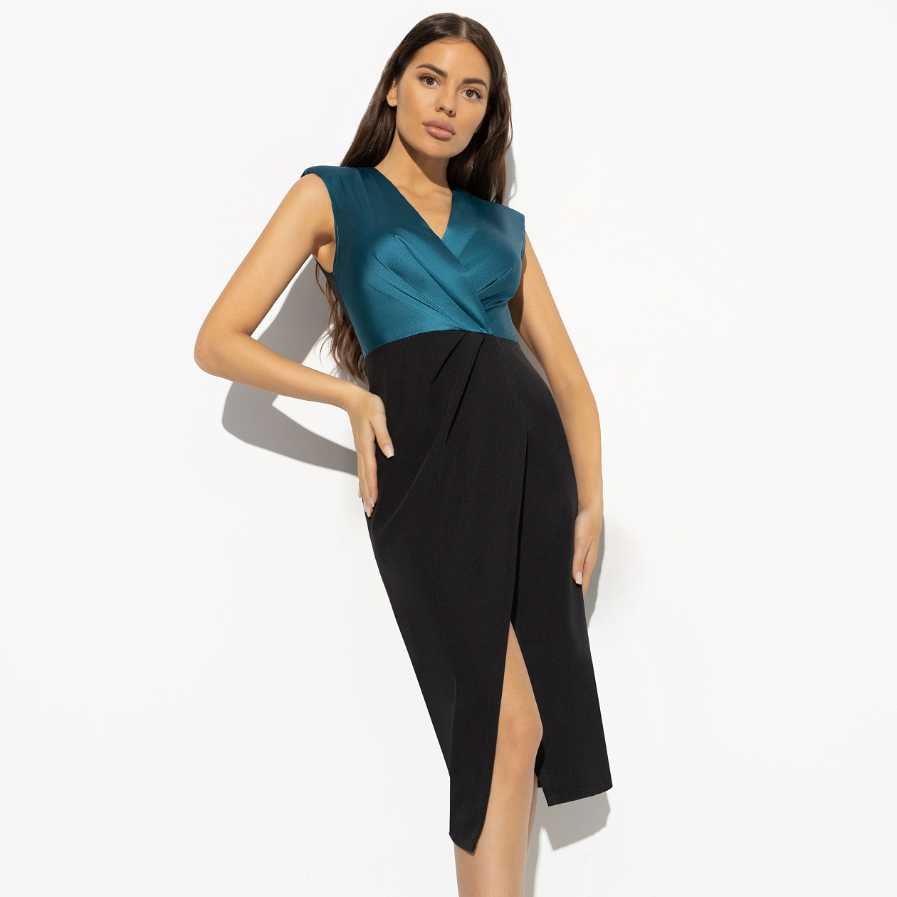 Платье-футляр Подлинная принцесса (emerald). Состав: 60% полиэстер, 37% вискоза, 3% спандекс