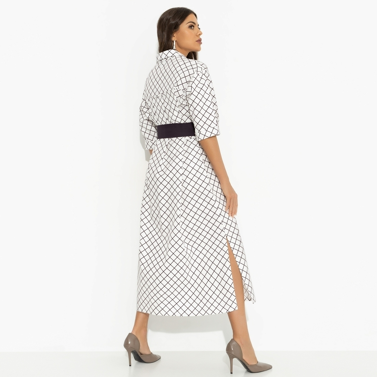 Платье-рубашка Гипнотический минимализм (с поясом). Состав: 55% полиэстер, 40% хлопок, 5% спандекс