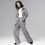 Брюки Красота в движении (серые). Состав: 35% п/э, 30% вискоза, 30% нейлон, 5% спандекс