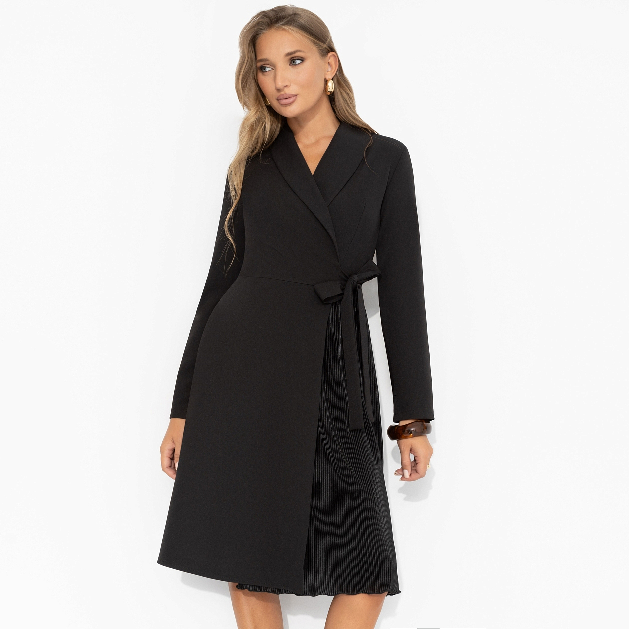 Платье Харизма в каждой складке. Состав: 60% полиэстер, 37% вискоза, 3% спандекс