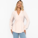 Блуза Твой личный манифест (бледный персик, с поясом). Состав: 72% п/э, 22% вискоза, 6% спандекс