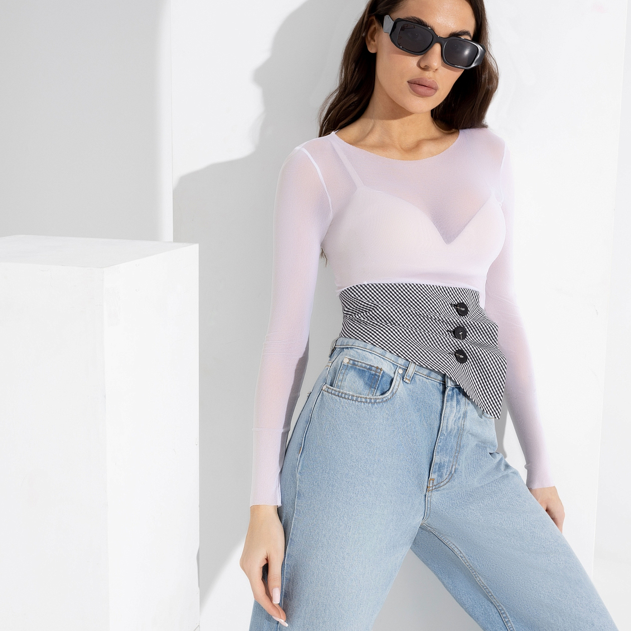 Фэшн-элемент (стайл). Состав: 65% п/э, 30% вискоза, 5% спандекс