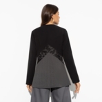 Жакет Модное сотрудничество. Состав: 65% п/э, 30% вискоза, 5% спандекс