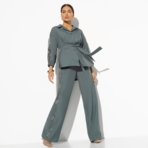 Брючный костюм Престижная номинация (шарм, 2 в 1, с поясом). Состав: 90% п/э, 10% хлопок