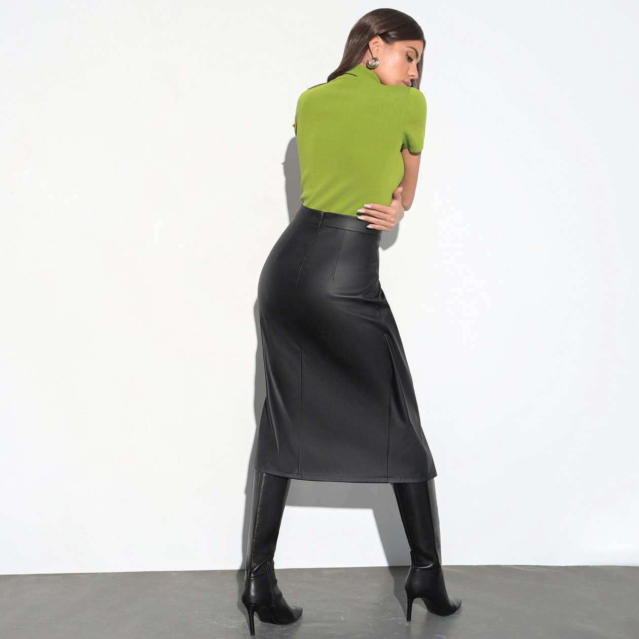 Реакция на чувства. Купить женский Юбка оптом от производителя.