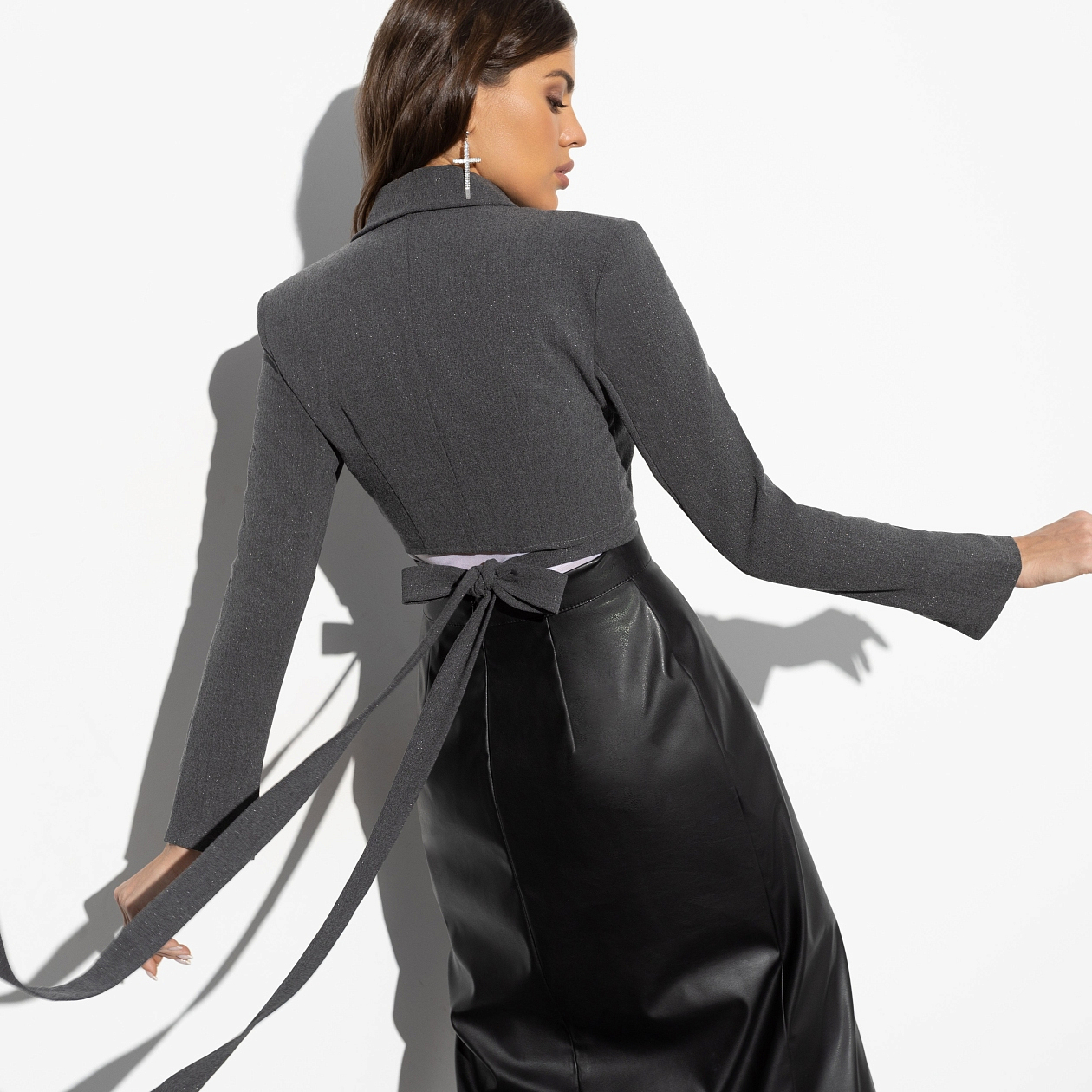 Жакет Стильная сенсация (elegant). Состав: 65% п/э, 30% вискоза, 5% эластан