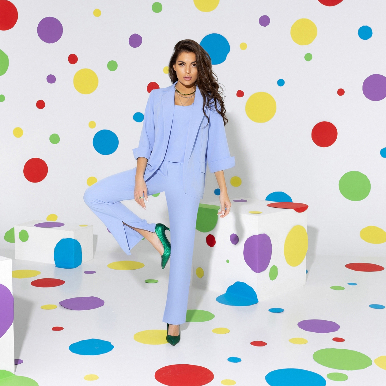 Брюки Деловые аккорды (небесный шик). Состав: 60% полиэстер, 37% вискоза, 3% спандекс