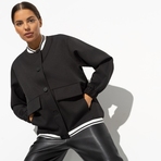 Бомбер Бунтарка (black). Состав: 60% п/э, 37% вискоза, 3% спандекс