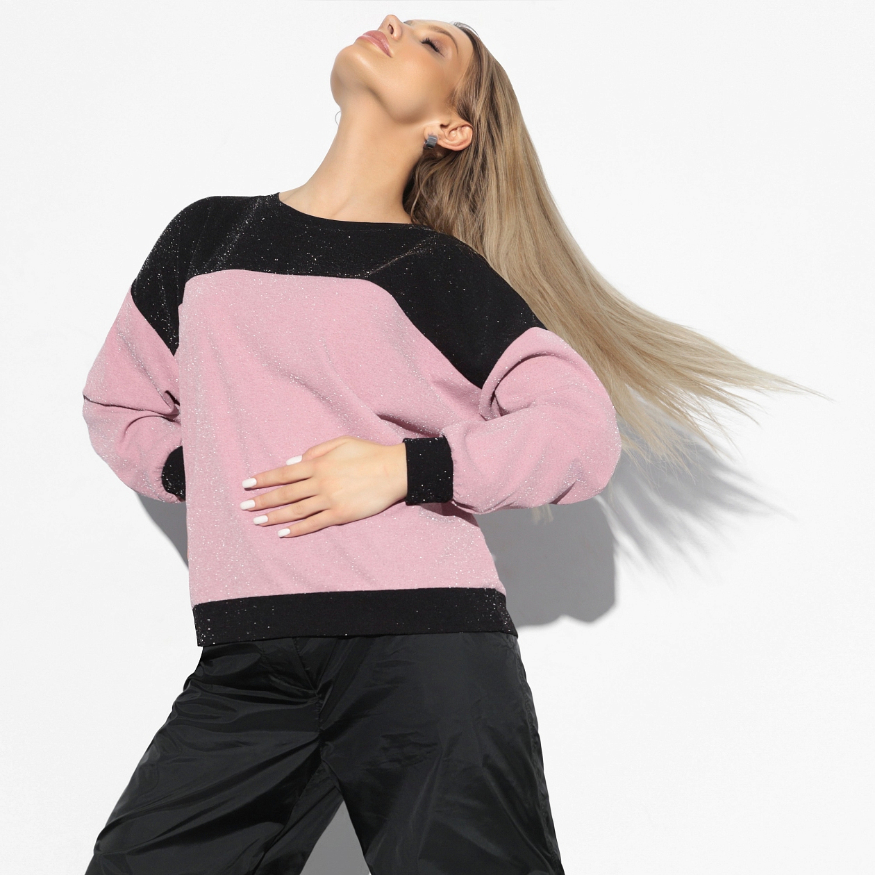 Сила гипноза (очарование). Состав: 93% п/э, 3% металлическая нить, 4% спандекс