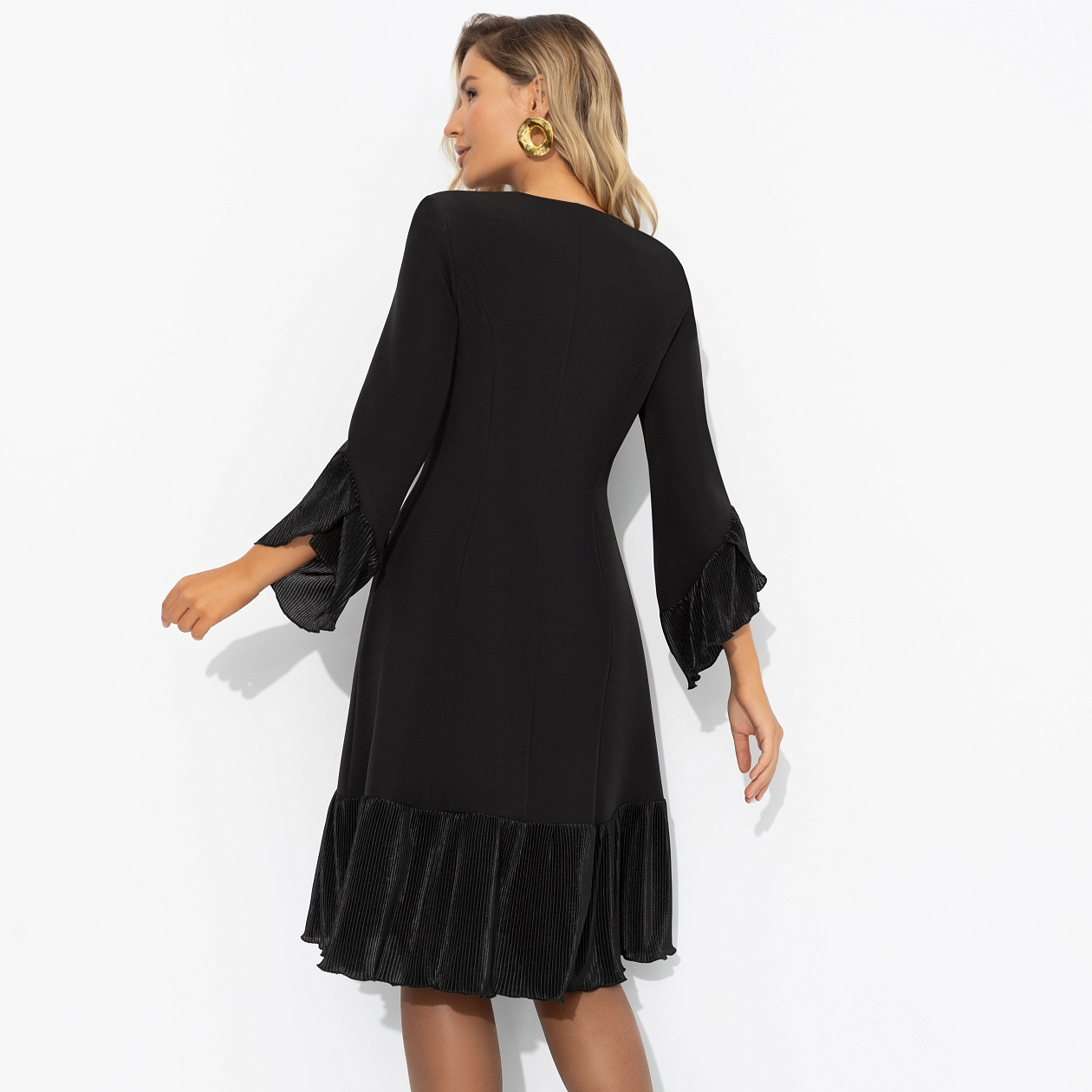 Платье Подобрано со вкусом (new). Состав: 60% п/э, 37% вискоза, 3% спандекс