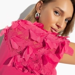 Футболка Закружила любовь (яркая). Состав: 65% п/э, 30% вискоза, 5% спандекс