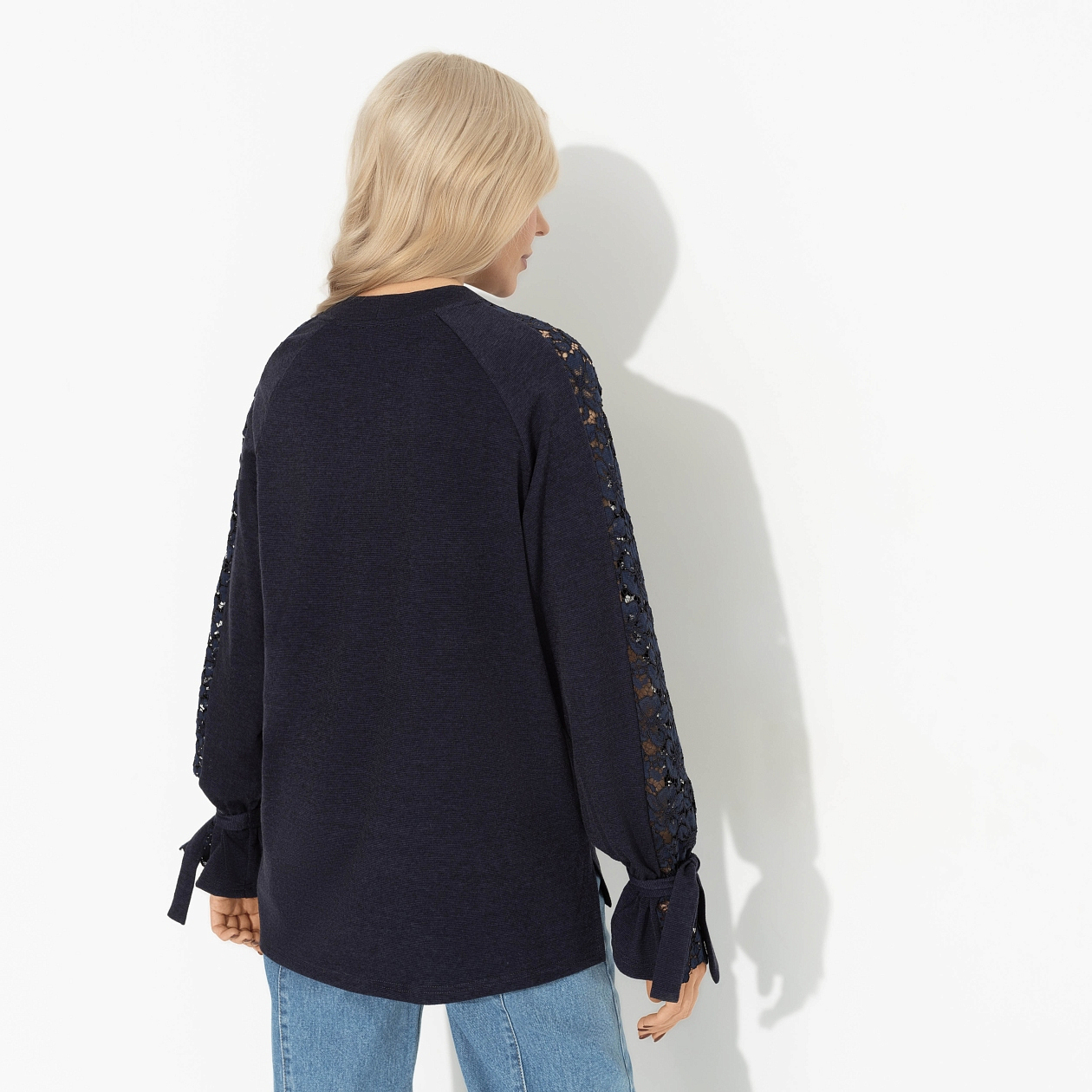 Приз зрительских симпатий. Состав: 65% п/э, 15% ангора, 15% акрил, 5% спандекс