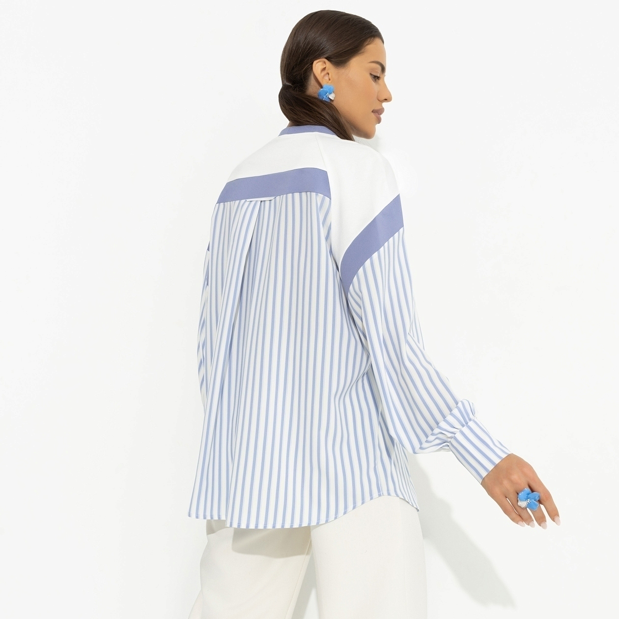 Всплеск эмоций (blue). Состав: 85% полиэстер, 10% вискоза, 3% эластан, 2% нейлон