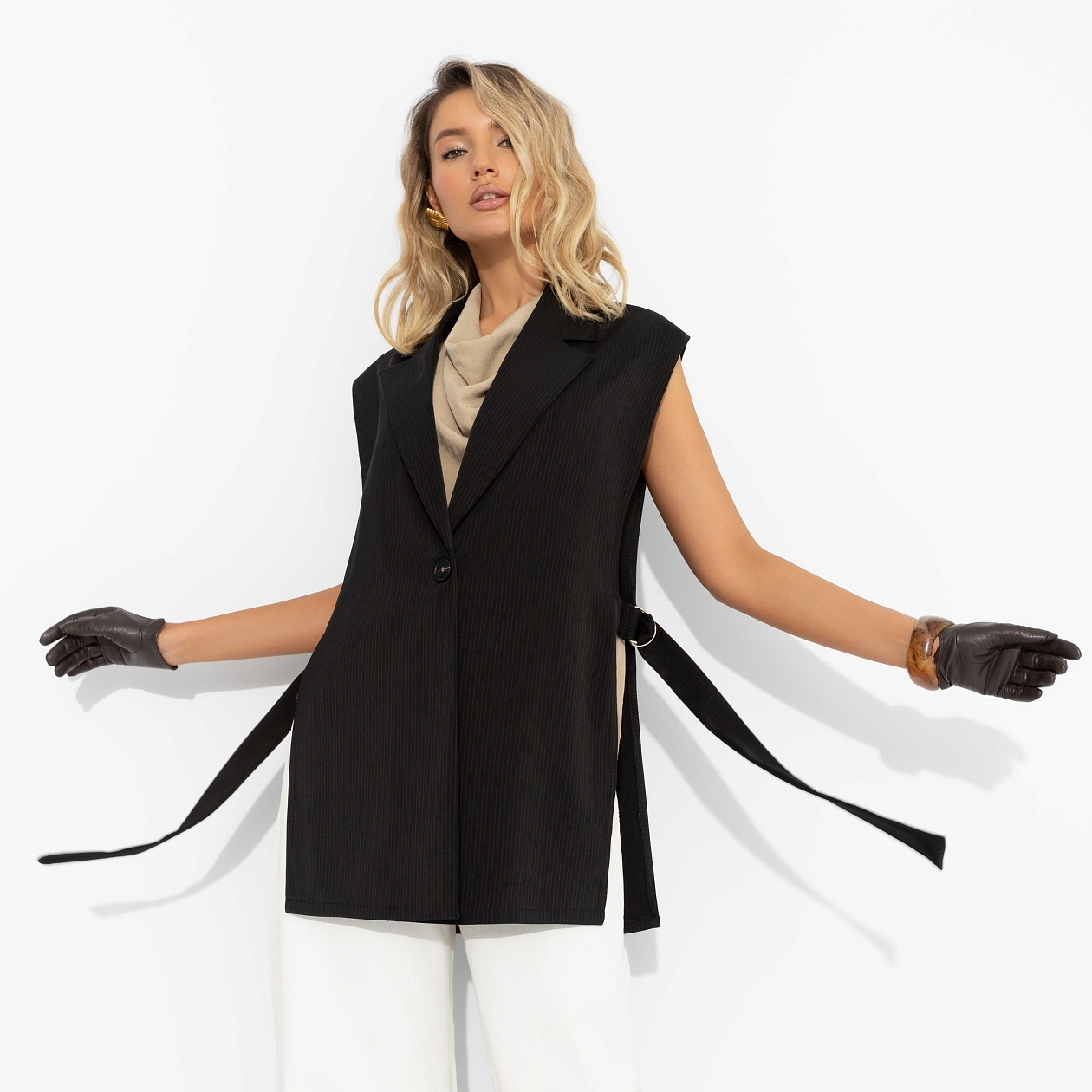 Сама себе босс в полоску (чёрный). Состав: 65% п/э, 30% вискоза, 5% спандекс