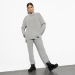 Брючный комплект Элегантная нежность (2 в 1). Состав: 65% п/э, 30% вискоза, 5% спандекс