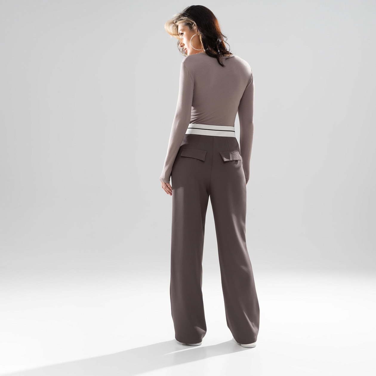 Брюки Стильная действительность (beige style). Состав: 60% п/э, 37% вискоза, 3% спандекс