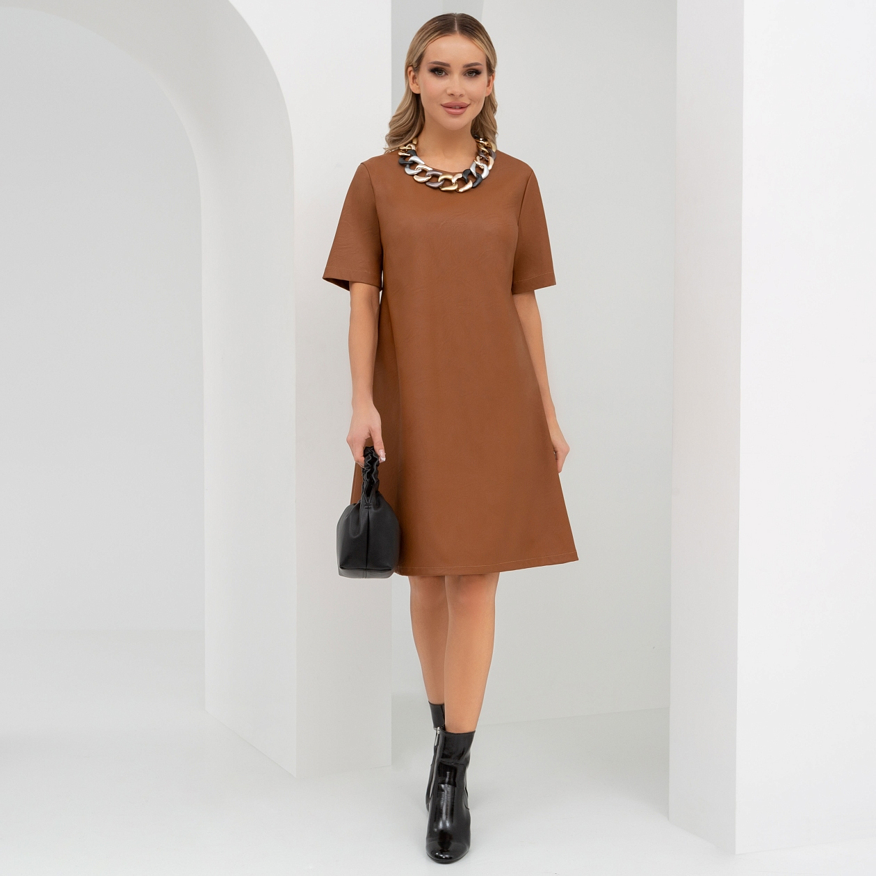 Платье Твой хэппи энд. Состав: 55% п/у волокно, 45% полиэстер