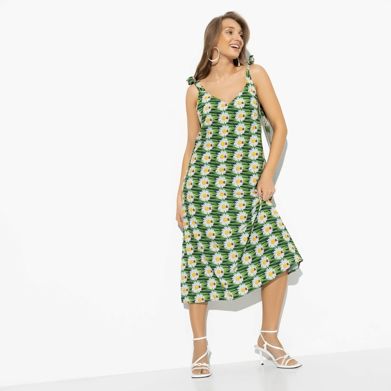 Сарафан Фэшн-любовь (ромашковое поле). Состав: 95% п/э, 5% спандекс