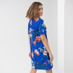 Платье Цветочный тотал-лук (индиго). Состав: 72% п/э, 25% вискоза , 3% спандекс