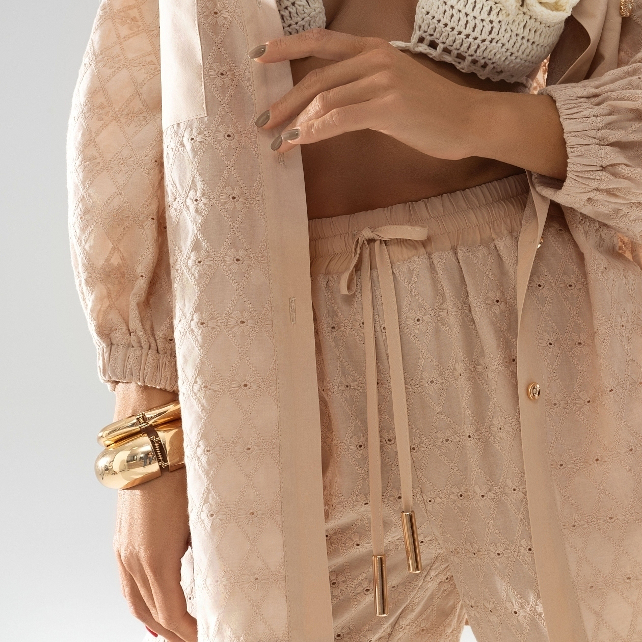 Брюки Роскошный момент. Состав: 85% хлопок, 10% п/э, 5% спандекс