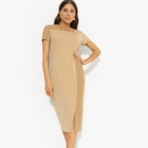 Платье-футляр Шлейф юности . Состав: 95% п/э, 5% спандекс