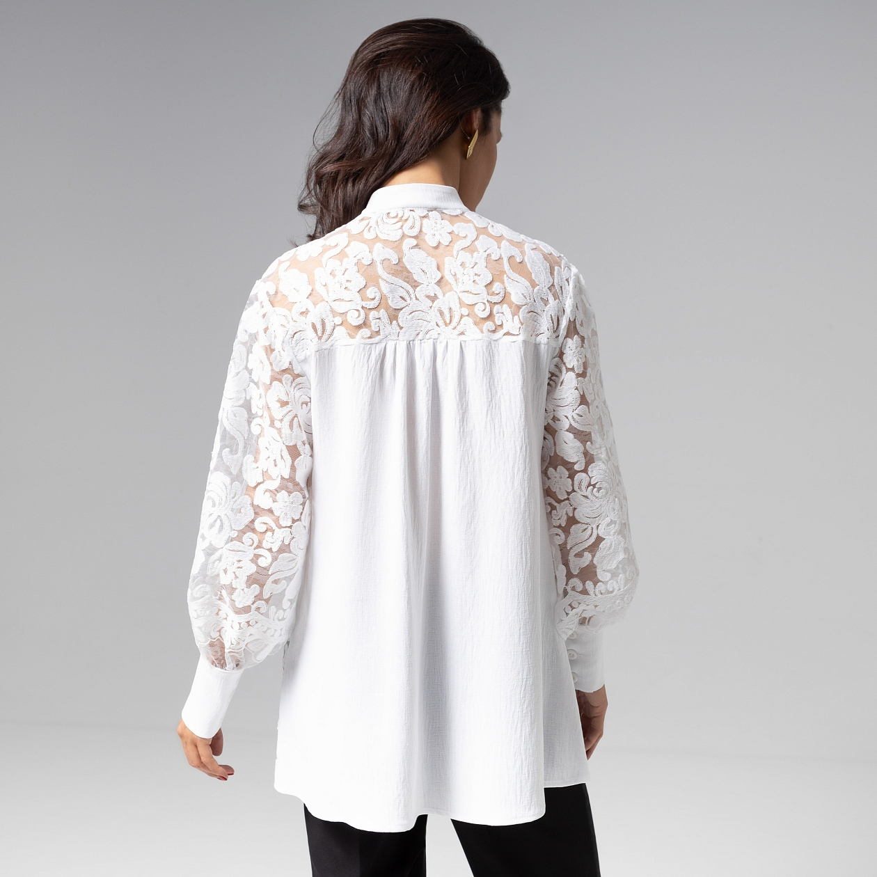 Кружевной повод. Состав: 50% п/э, 30% вискоза, 15% хлопок, 5% спандекс