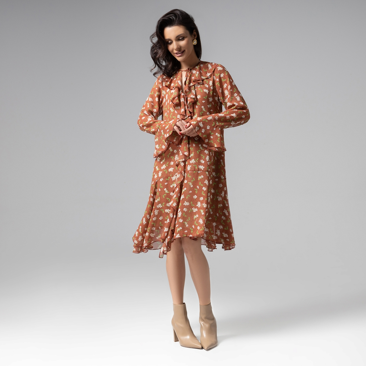 Платье Для восхищенных взглядов (brown). Состав: 98% п/э, 2% спандекс