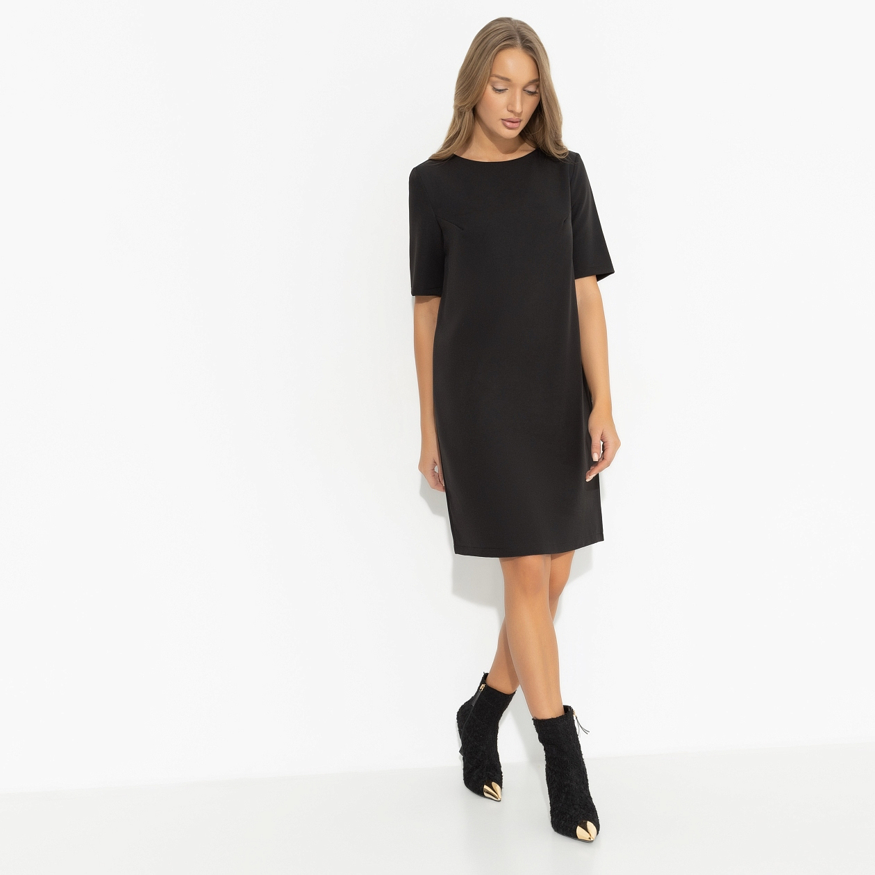 Платье Виртуальные будни (классика). Состав: 60% п/э, 37% вискоза, 3% спандекс