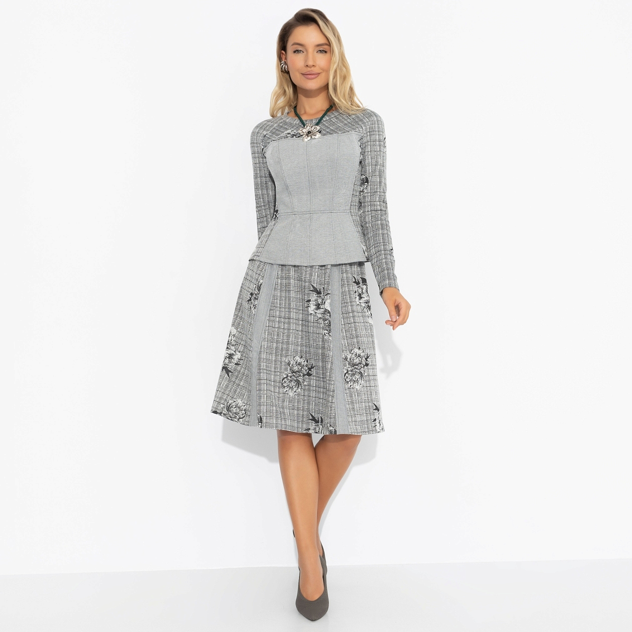 Комплект с юбкой Инста-стиль (2 в 1, серый ) . Состав: 65% п/э, 30% вискоза, 5% спандекс