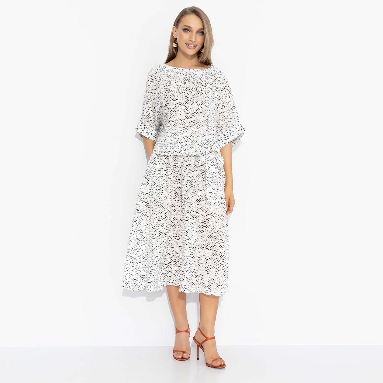 Костюм с юбкой В ритме комплиментов (2 в 1). Состав: 95% полиэстер, 5% эластан