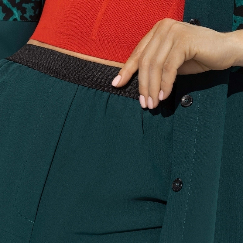 Брючный костюм Девиз бизнес–леди (green, 2 в 1). Состав: 95% полиэстер, 5% спандекс