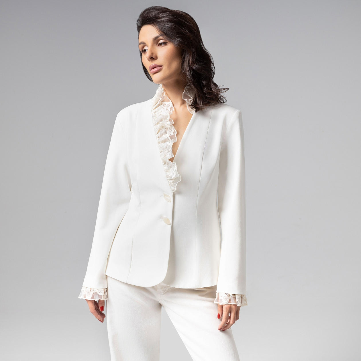 Жакет Сидит идеально. Состав: 75% п/э, 20% вискоза, 5% спандекс