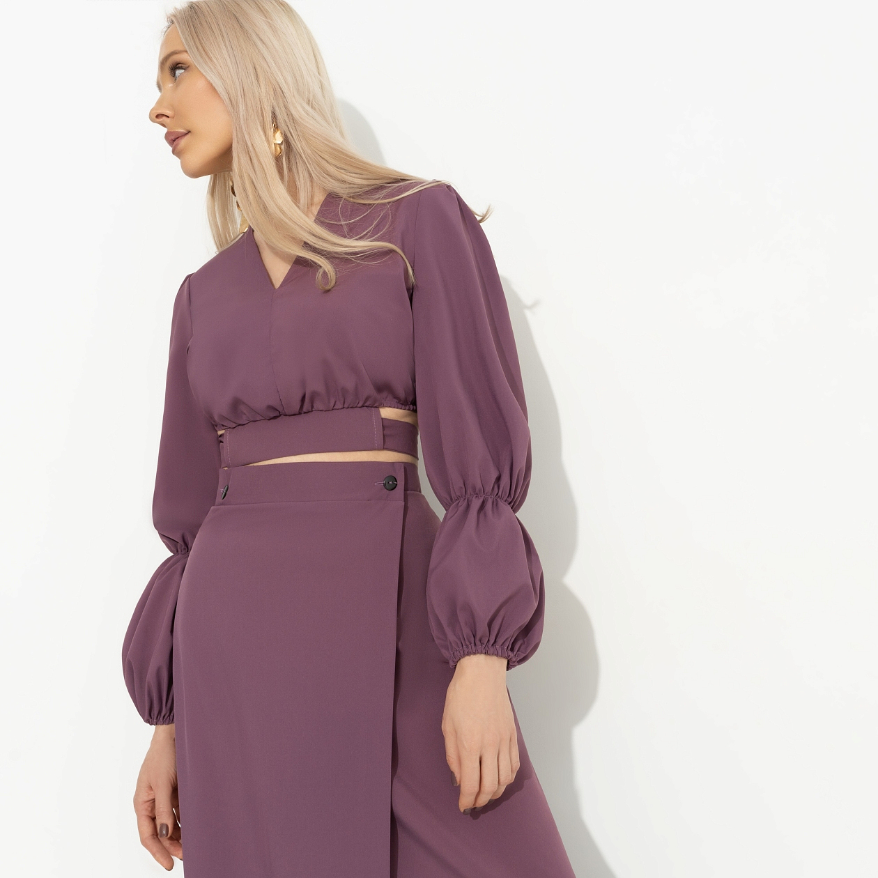 Комплект с юбкой Когда хочешь вау-эффекта (бордовый). Состав: 95% полиэстер, 5% эластан