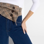 Фэшн-элемент. Состав: 65% п/э, 30% вискоза, 5% спандекс