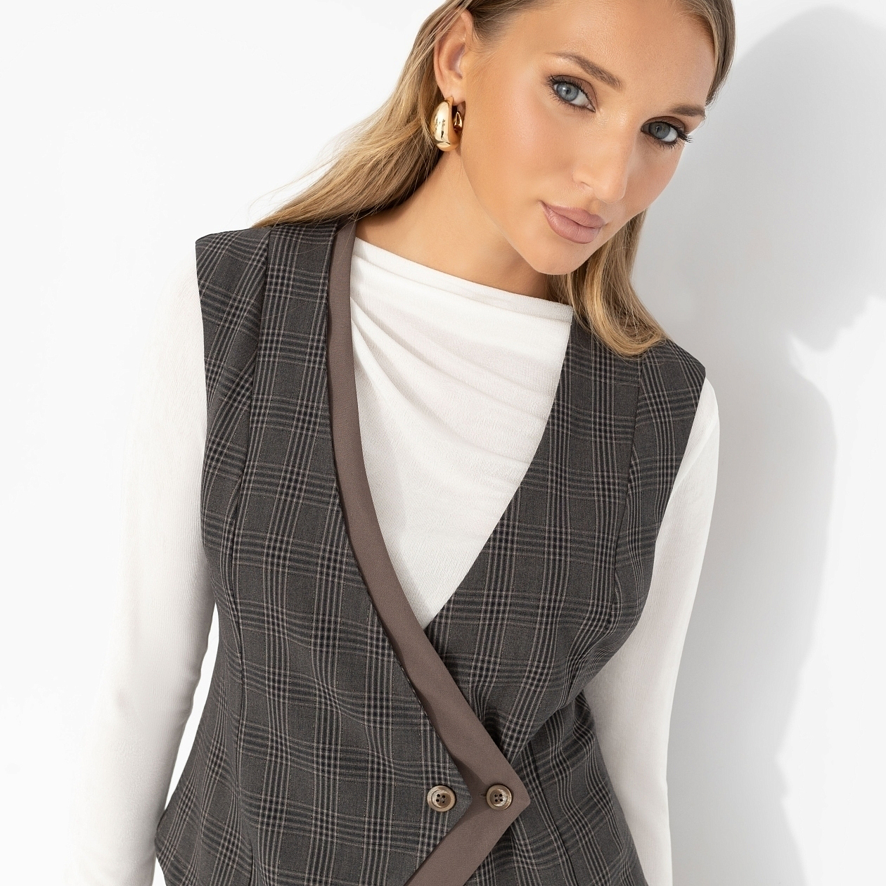 Максимальный офискор. Состав: 96% п/э, 4% эластан