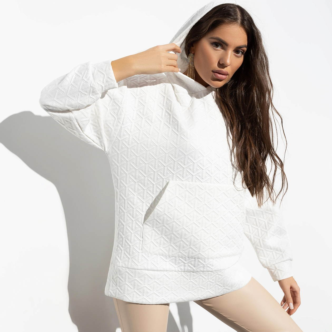 Модные структуры. Состав: 95% п/э, 5% эластан