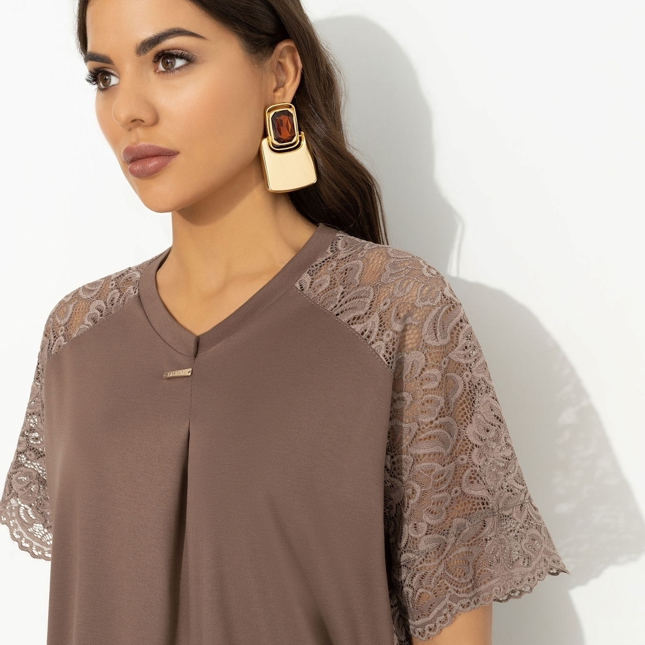 Футболка Гармония без усилий. Состав: 65% полиэстер, 30% вискоза, 5% спандекс