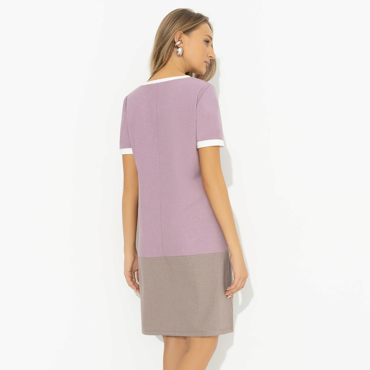 Платье Утонченность с характером. Состав: 80% п/э, 15% лен, 5% эластан