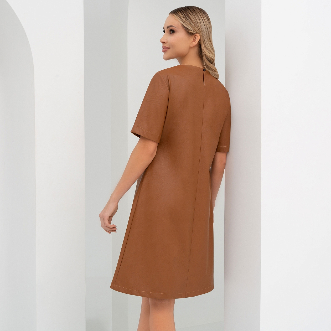 Платье Твой хэппи энд. Состав: 55% п/у волокно, 45% полиэстер