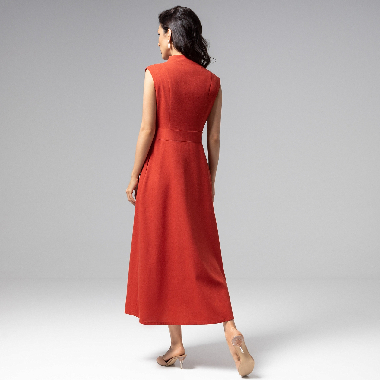 Платье Секреты утонченности (терракотовое). Состав: 40% полиэстер, 27% вискоза, 23% лён, 10% хлопок