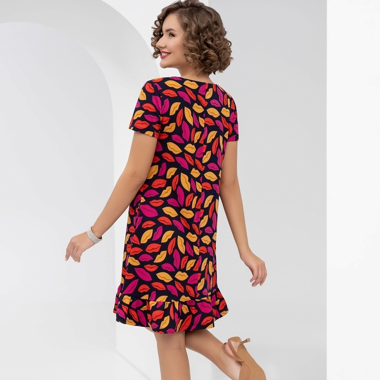 Платье Фантазийный перелив (яркая). Состав: 95% полиэстер, 5% эластан