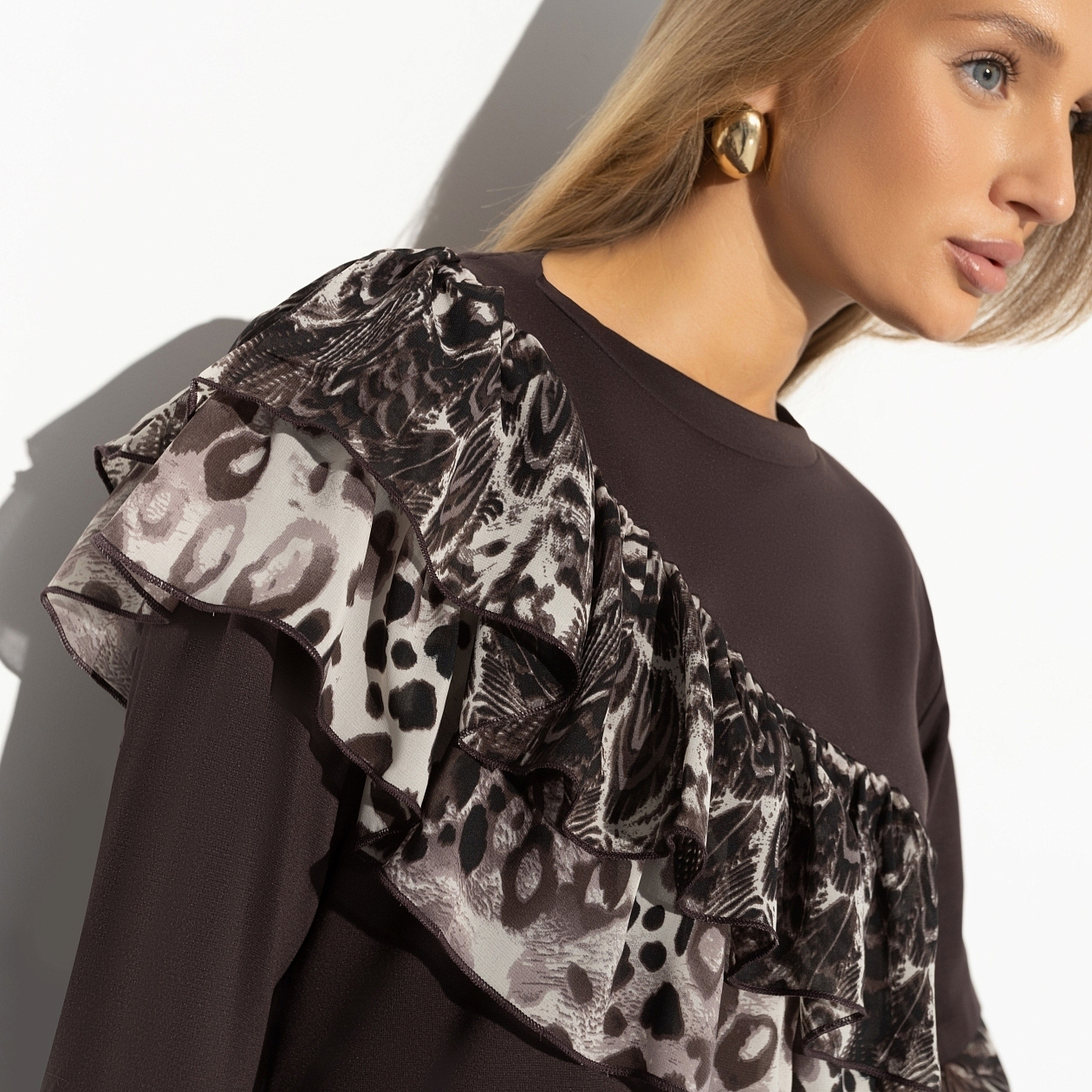 Брючный костюм Можно круче (2 в 1). Состав: 65% п/э, 30% вискоза, 5% спандекс